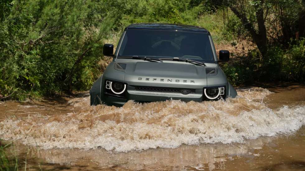 Το Octa των 635 ίππων είναι το ισχυρότερο Land Rover Defender 